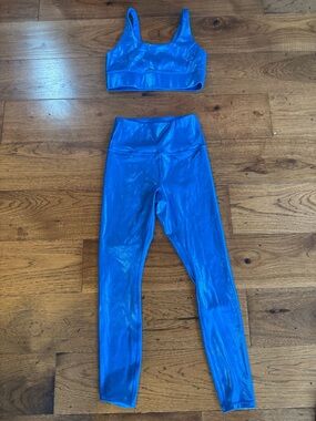 IVL Collective Shiny Blue Sports Bra and leggings set